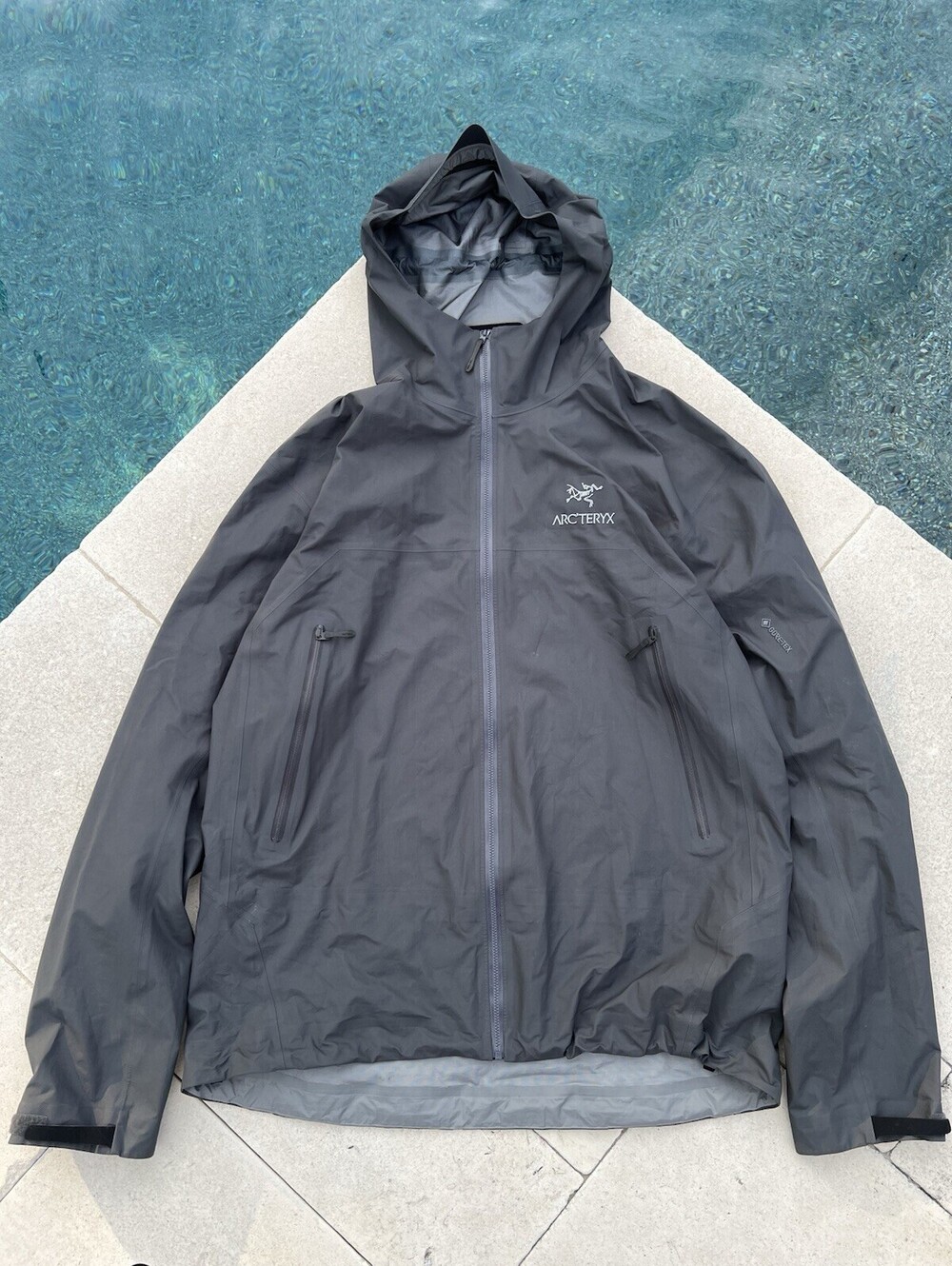 Arc'teryx Beta Jacket Mens XL Grey Goretex Rain Jacket Shell